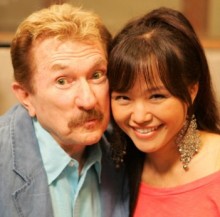 harveykalmensonyitianjune2010web Harvey Kalmenson and host Yi Tian