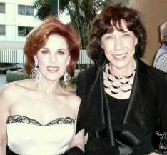 kramer_tomlin_cu Kat Kramer and Lily Tomlin